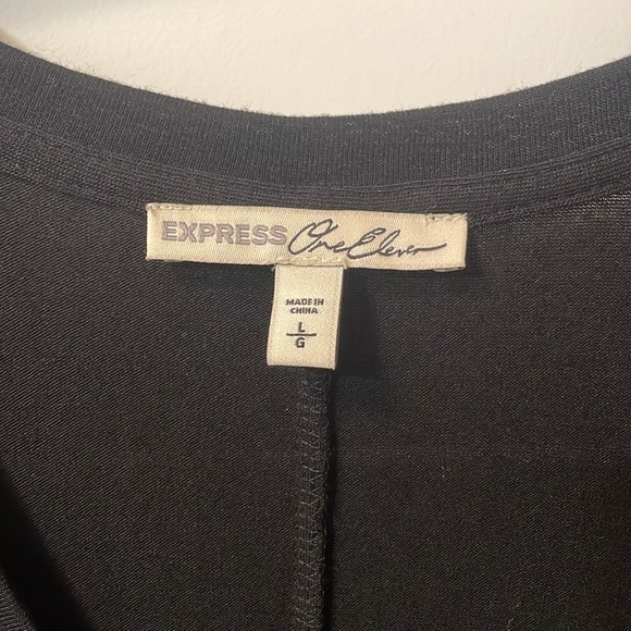Express London Tee - Picture 3 of 5